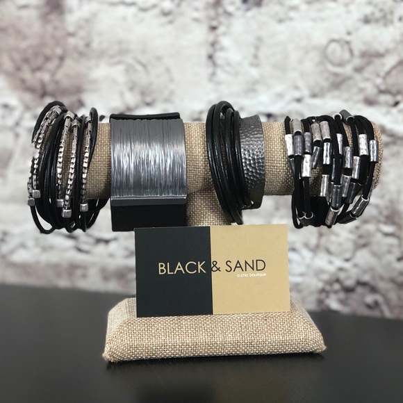 Unique Hi-End French hammered steel wrap bracelet - Picture 5 of 5